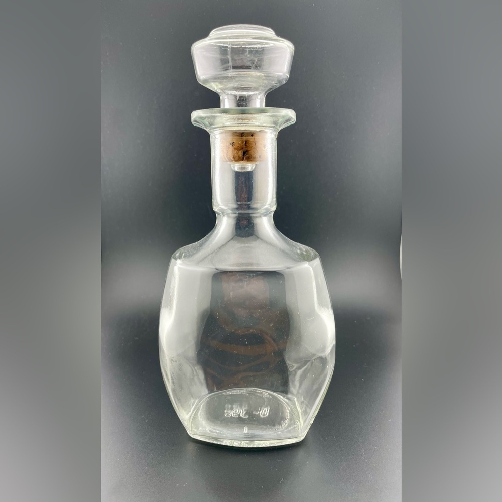 Vintage, Clear Glass D-396 Liquor Decanter Bottle with Stopper 750 ml, by Owen
